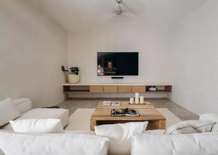 Lev - Celebrated Architectural Designer Villa